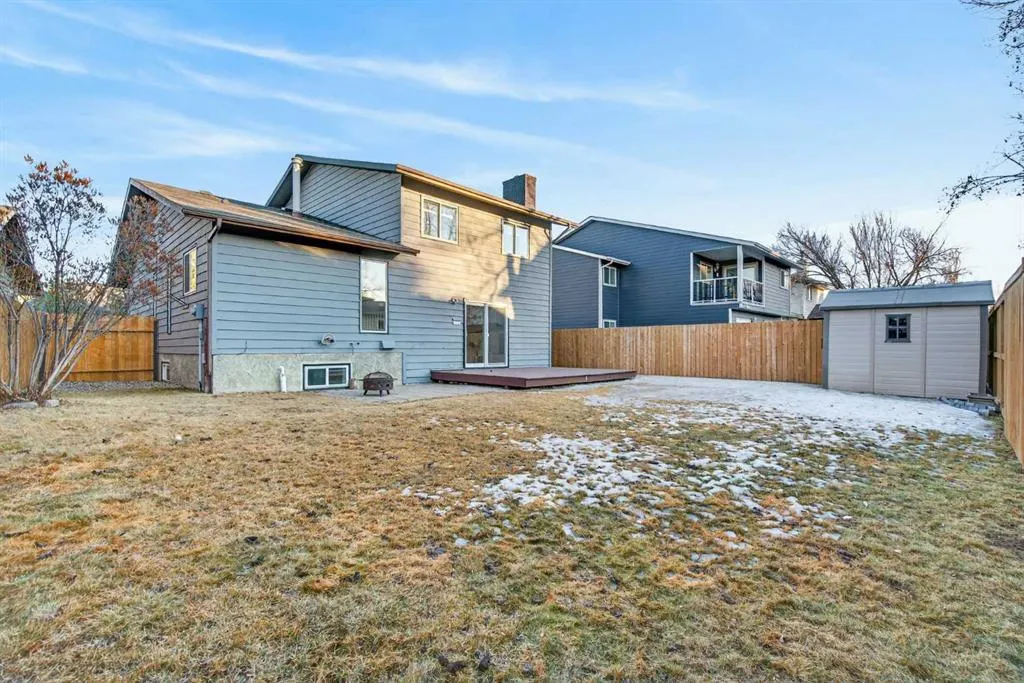 303 Woodside Place