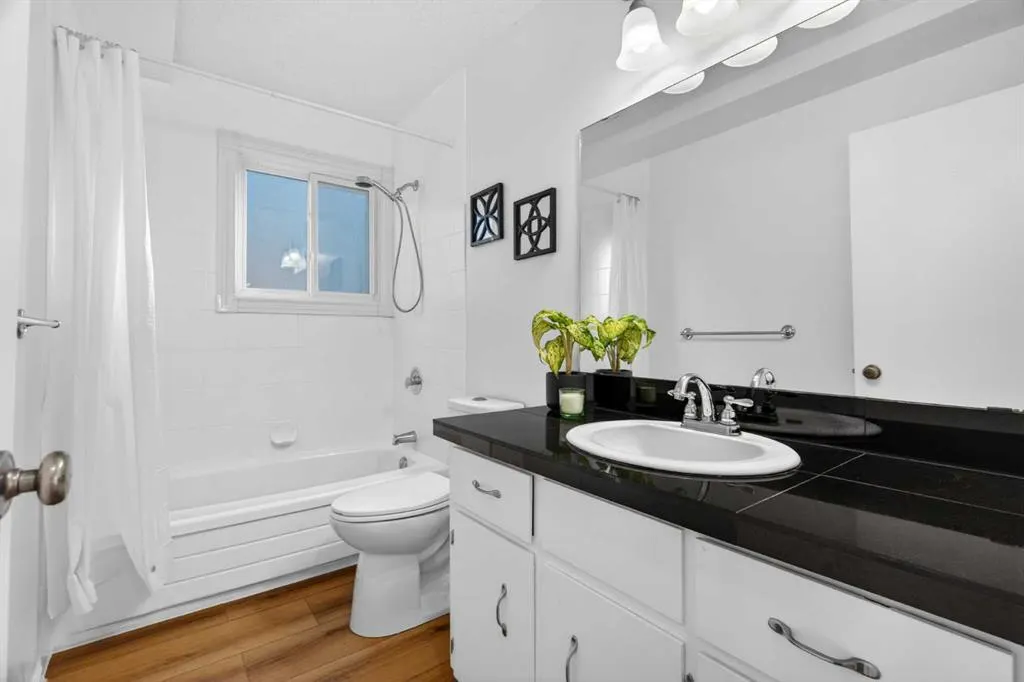 303 Woodside Place