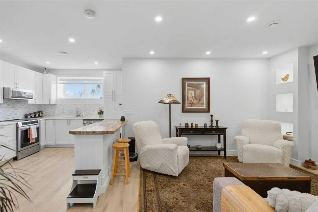 20 Highwood Drive