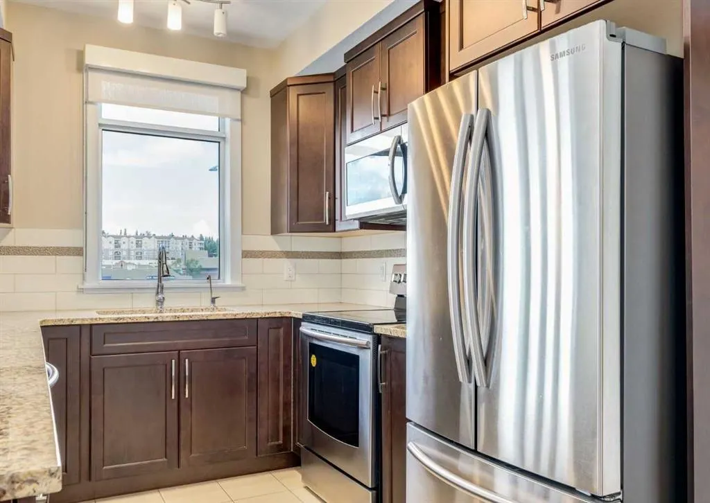 32 Varsity Estates Circle NW #408