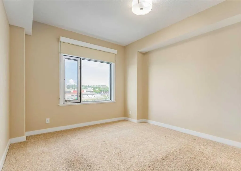 32 Varsity Estates Circle NW #408