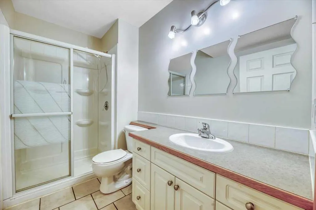 27 Aspen Creek Way