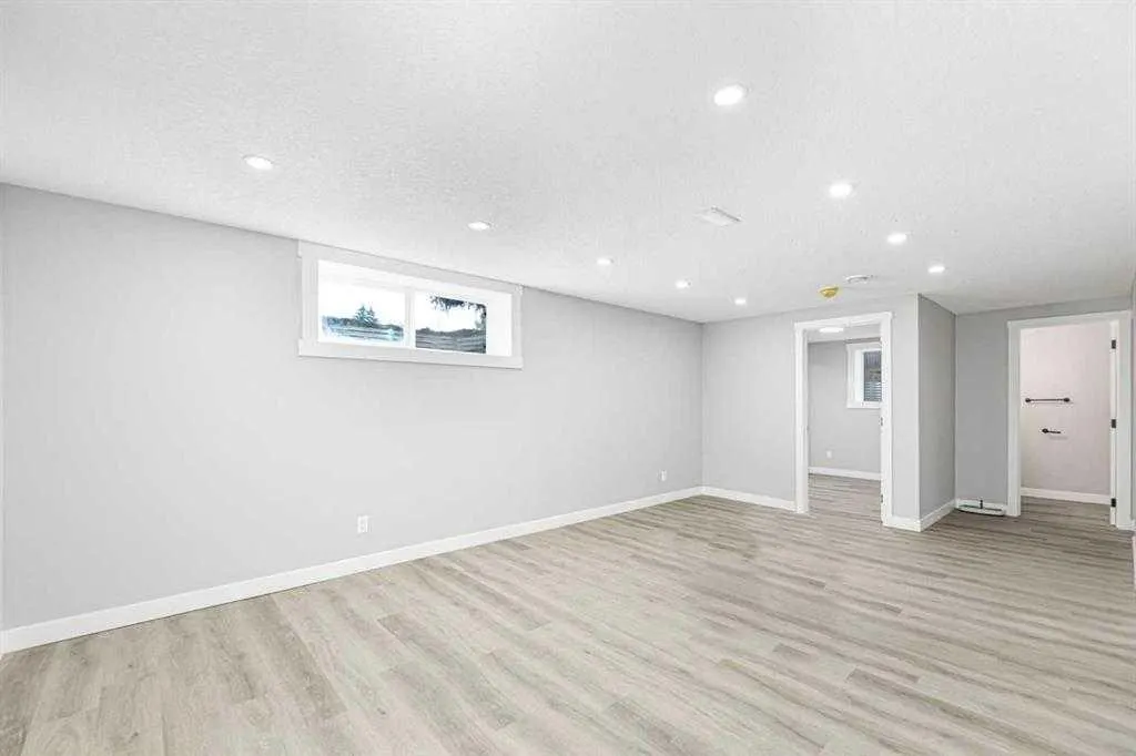 3239 Dovercliife Road SE