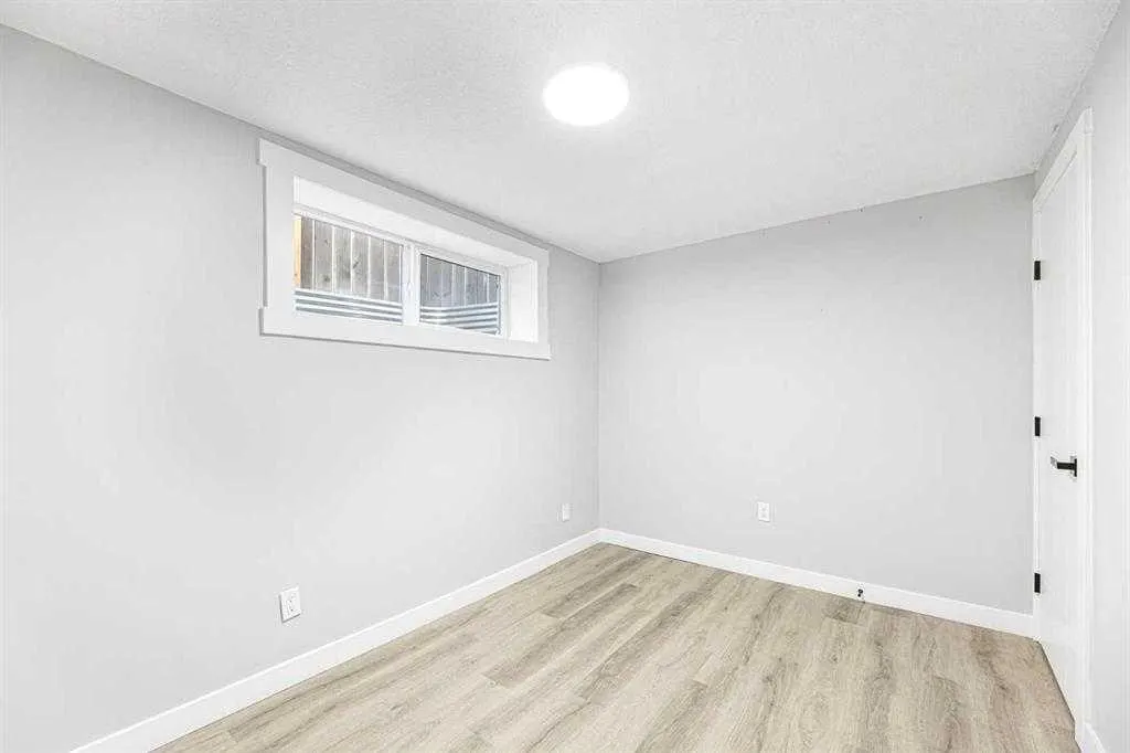 3239 Dovercliife Road SE