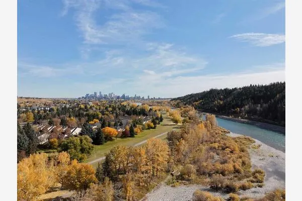 145 Point Drive NW