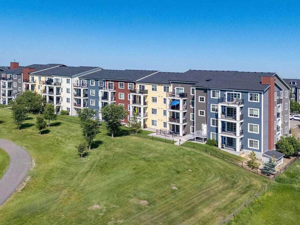 99 Copperstone Park SE #3209