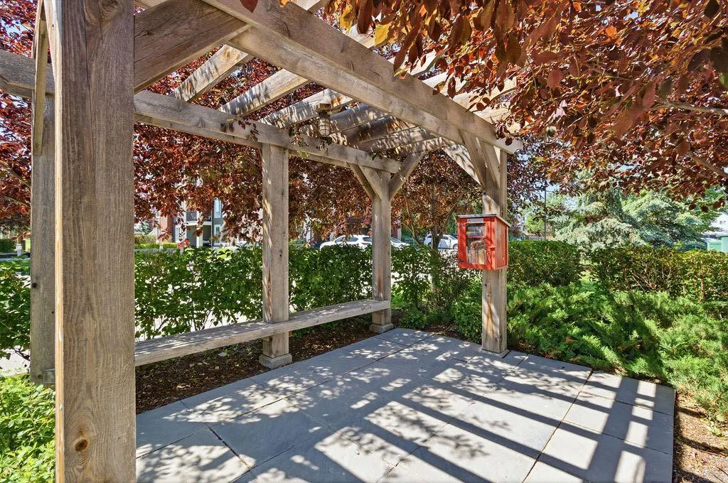 99 Copperstone Park SE #3209