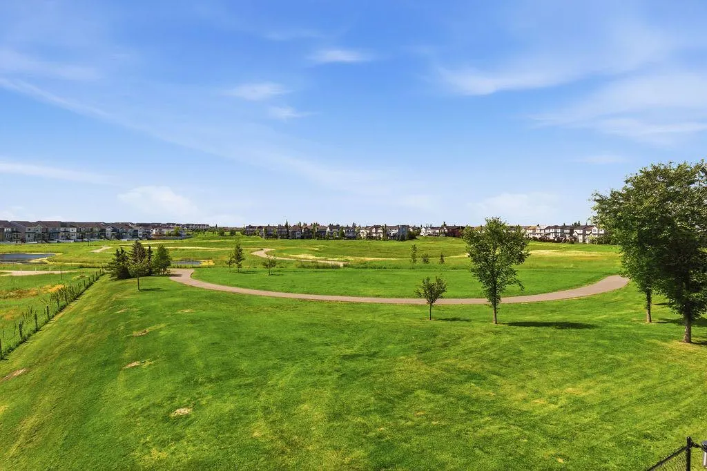 99 Copperstone Park SE #3209