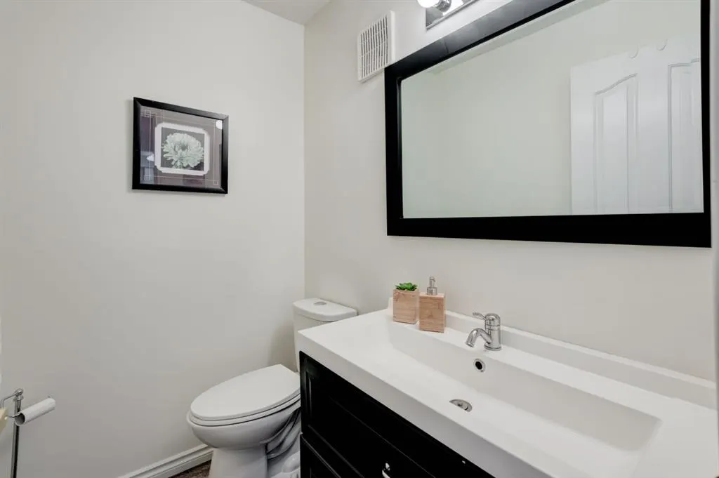 1818 Simcoe Boulevard SW #1114