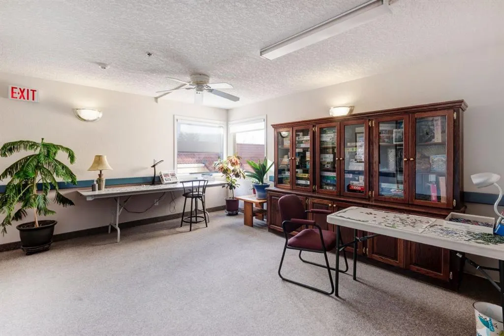 1818 Simcoe Boulevard SW #1114