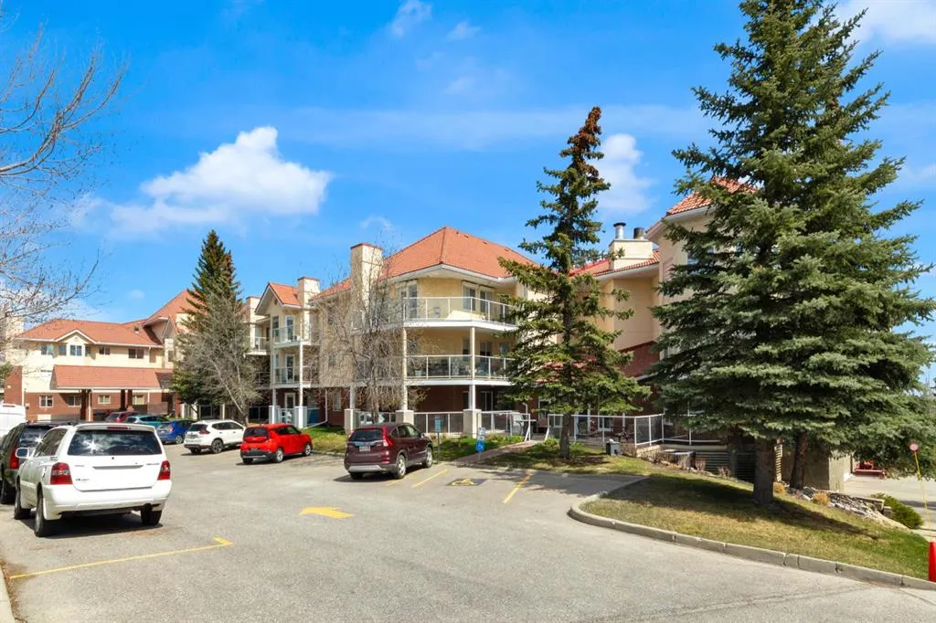 1818 Simcoe Boulevard SW #1114