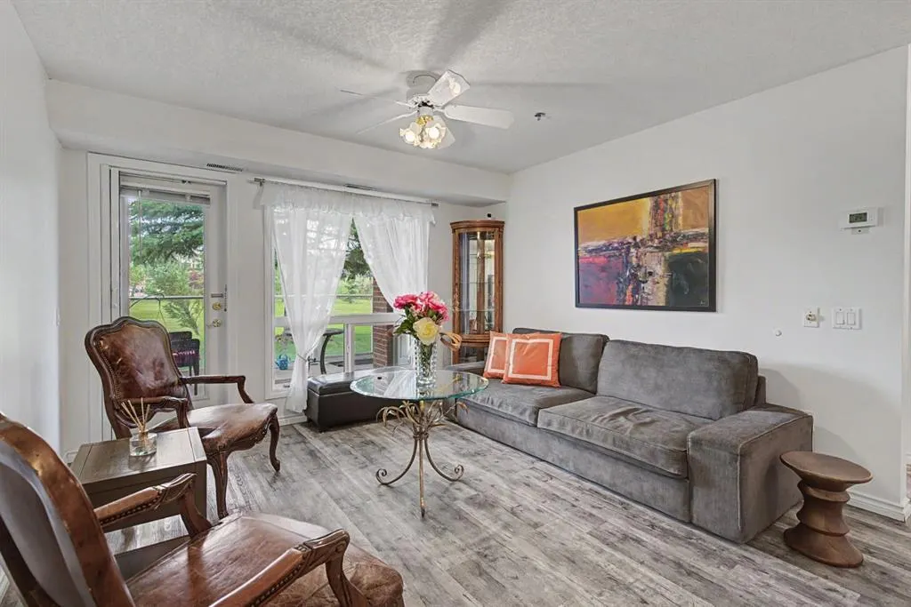 1818 Simcoe Boulevard SW #1114