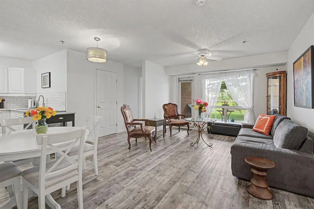 1818 Simcoe Boulevard SW #1114
