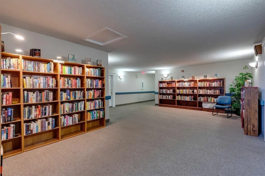 1818 Simcoe Boulevard SW #1114