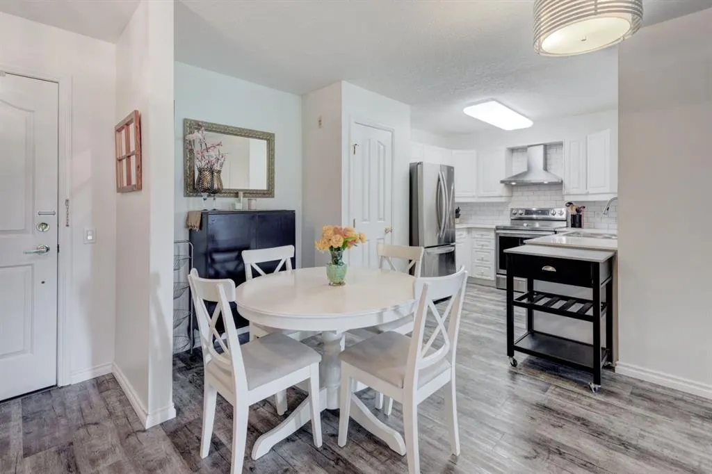 1818 Simcoe Boulevard SW #1114