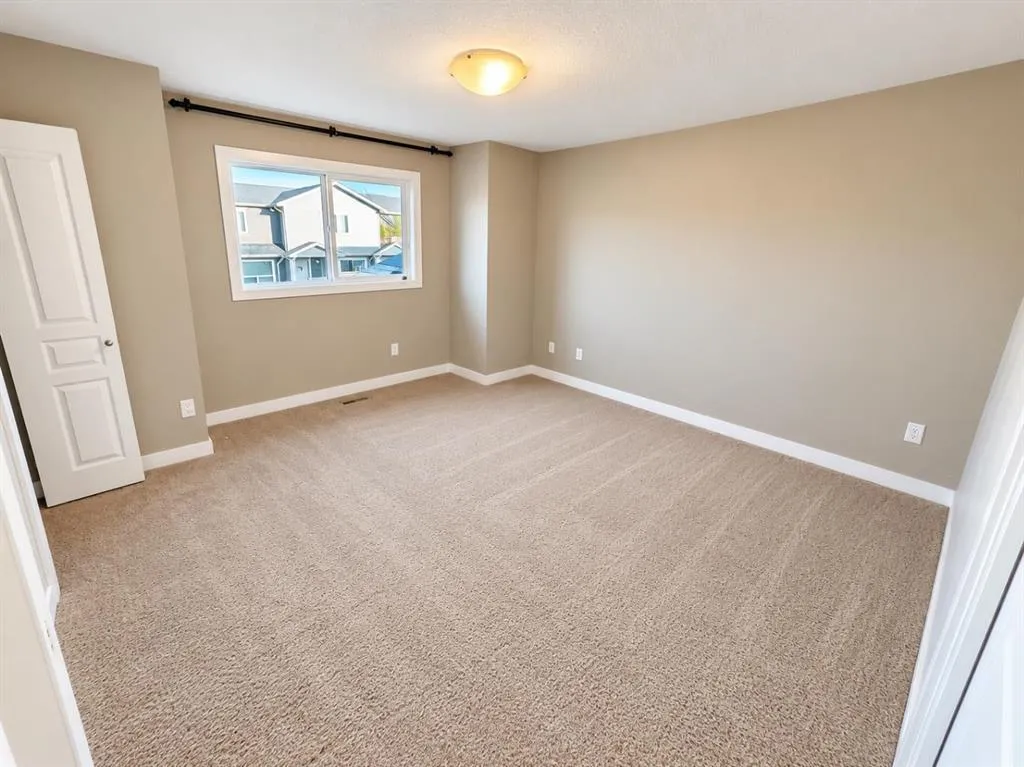 205 Silkstone Road W #7