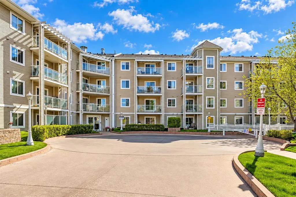 260 Shawville Way SE #209