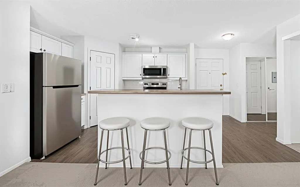 260 Shawville Way SE #209