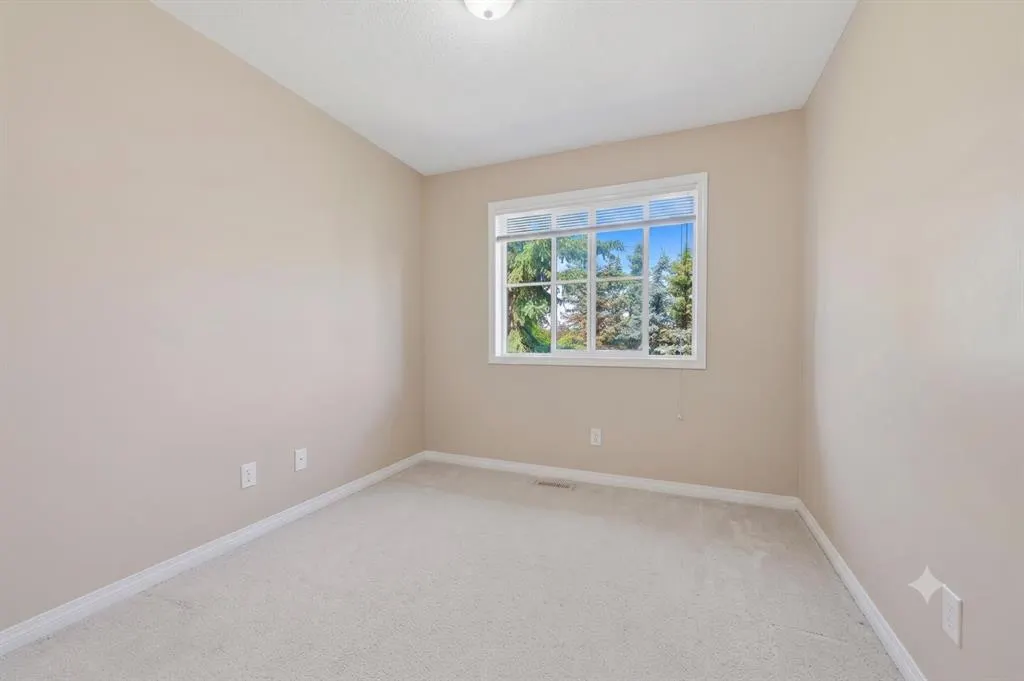 124 Everridge Gardens SW