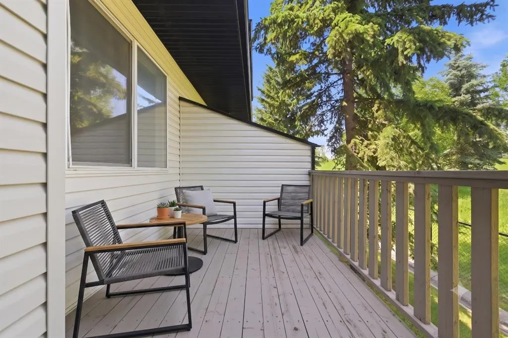 124 Everridge Gardens SW