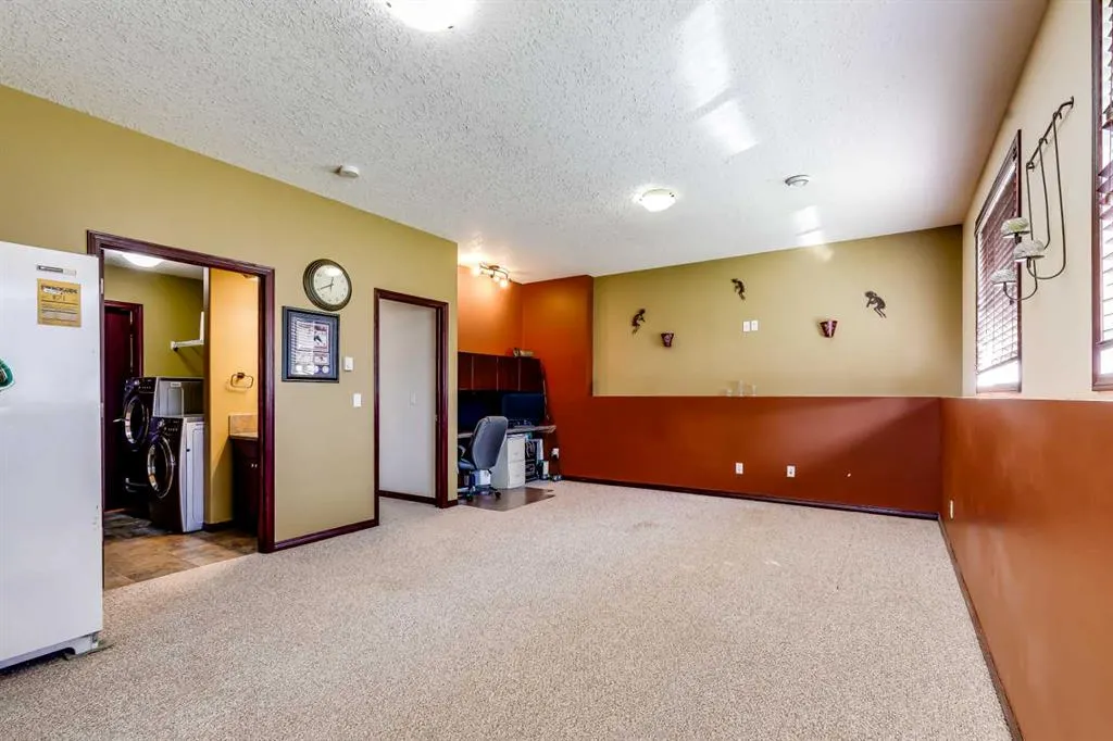 800 Carriage lane Place N #801
