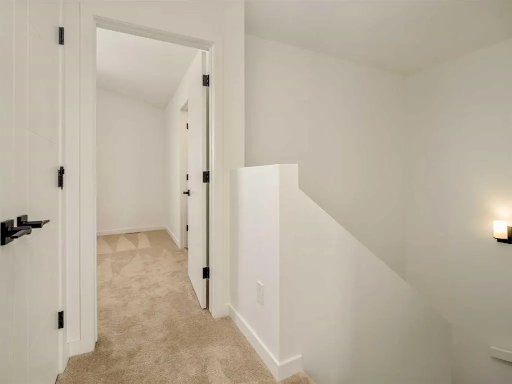 138 Miners Road W