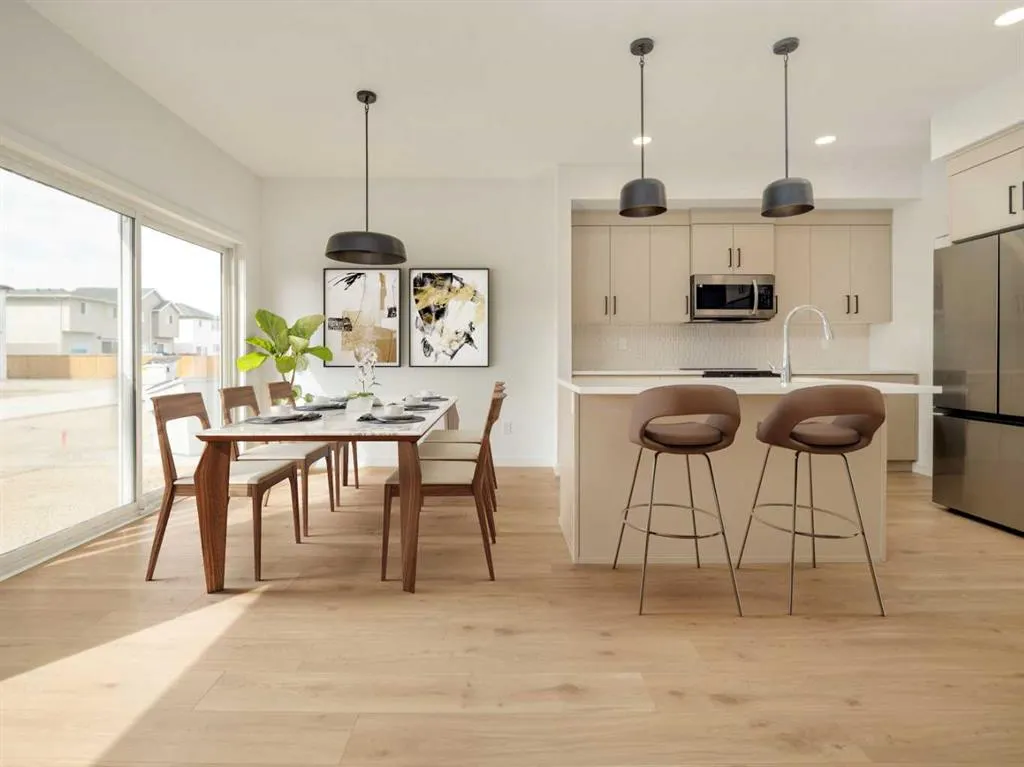 138 Miners Road W