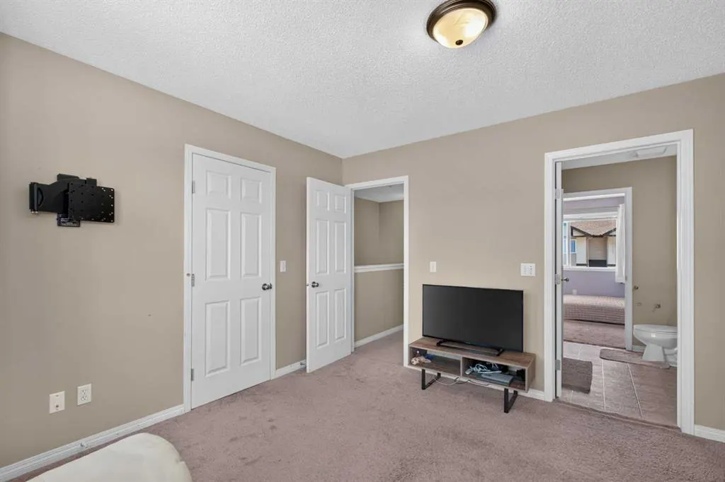 118 Royal Birch Villas NW