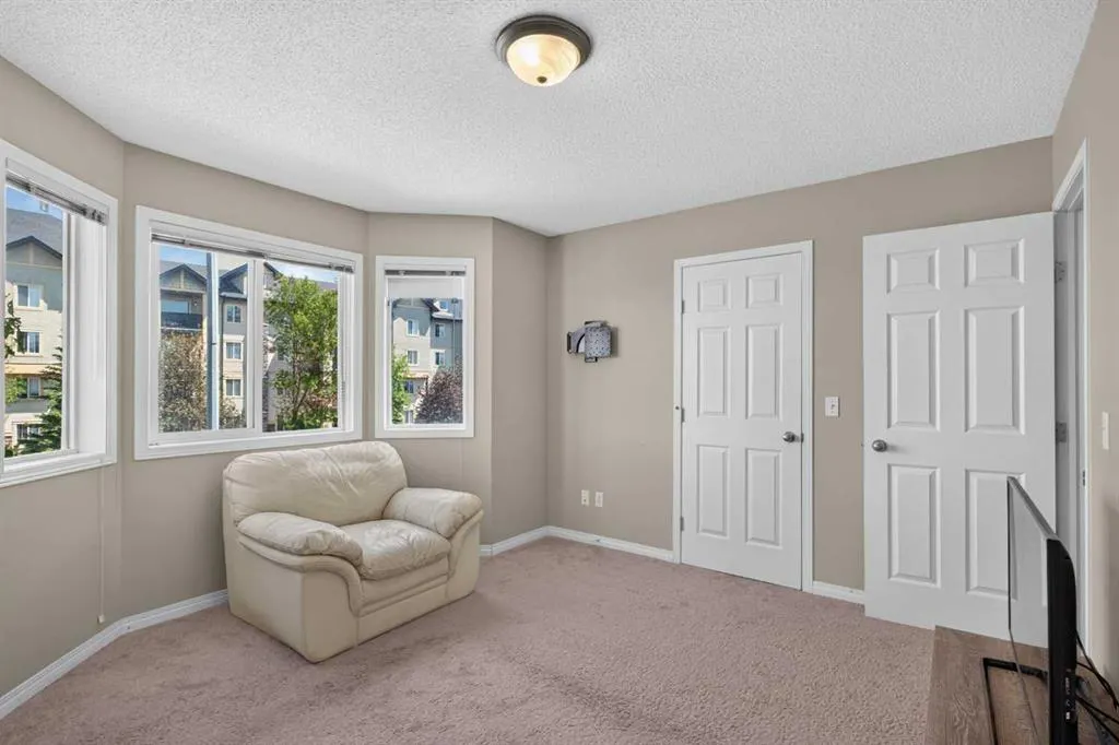 118 Royal Birch Villas NW