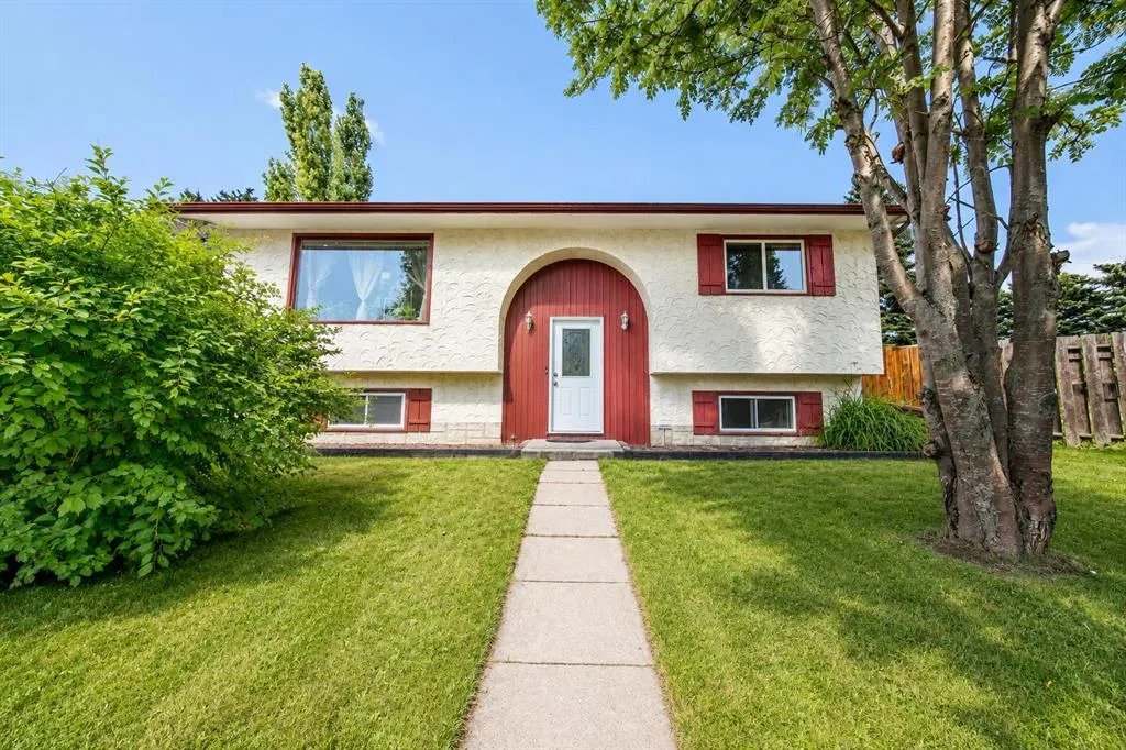 5035 58 Street Close