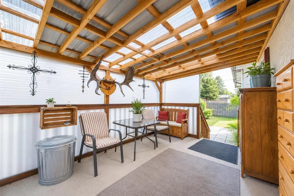 5035 58 Street Close