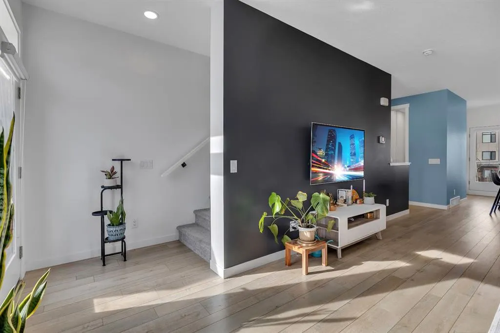 171 Greenbriar Place NW