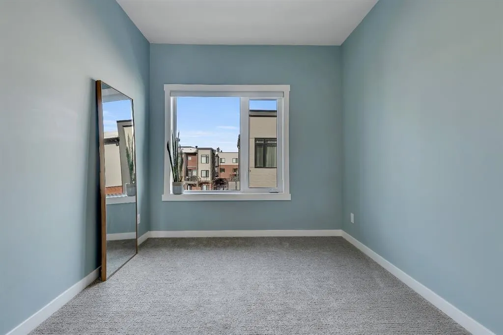 171 Greenbriar Place NW
