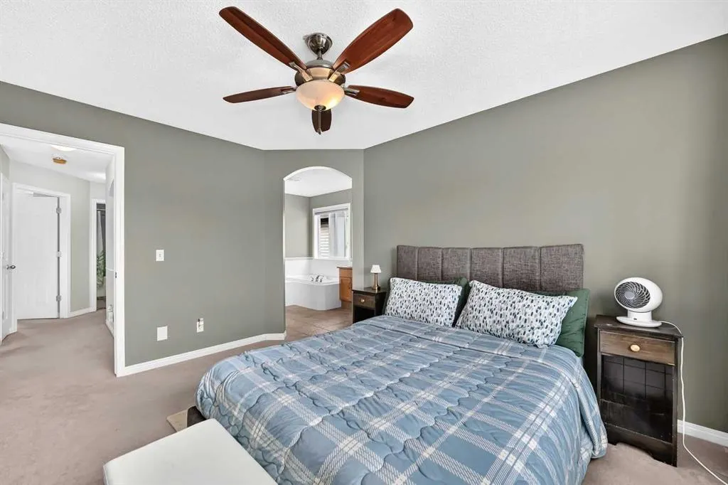53 Everhollow Park SW