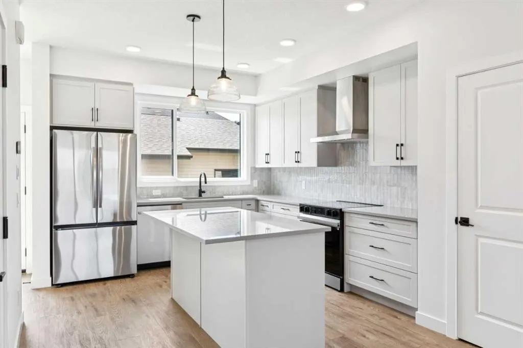 49 Silverton Glen Way SW