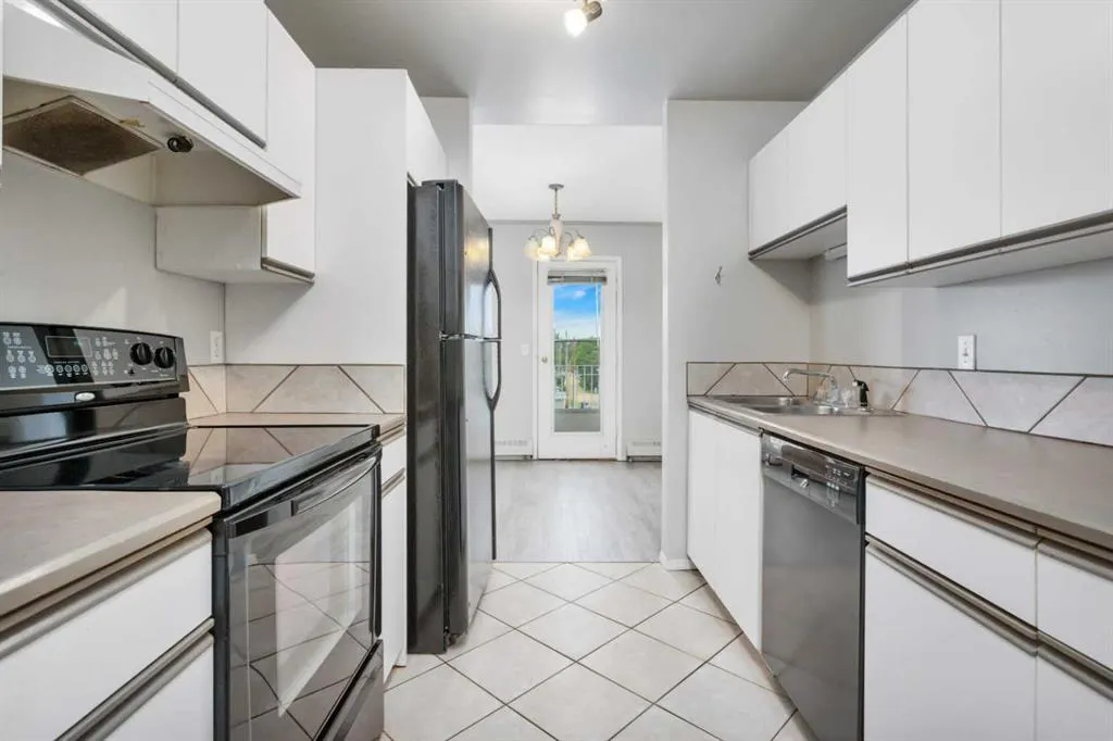 5135 Lakeshore Drive #312