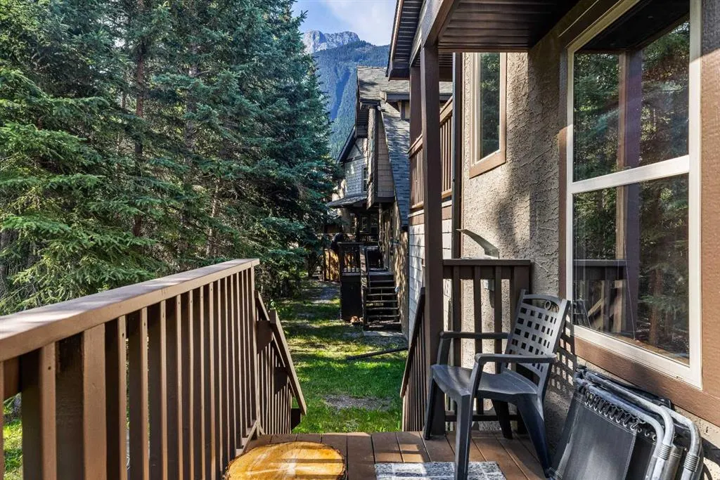 108 Armstrong Place #202