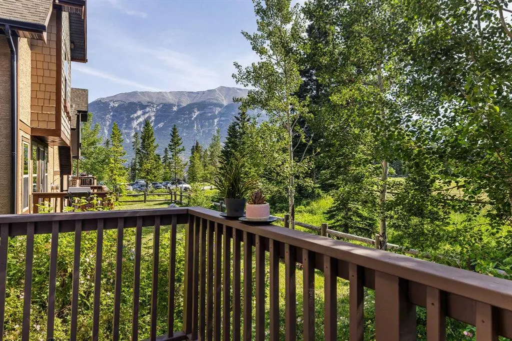 108 Armstrong Place #202