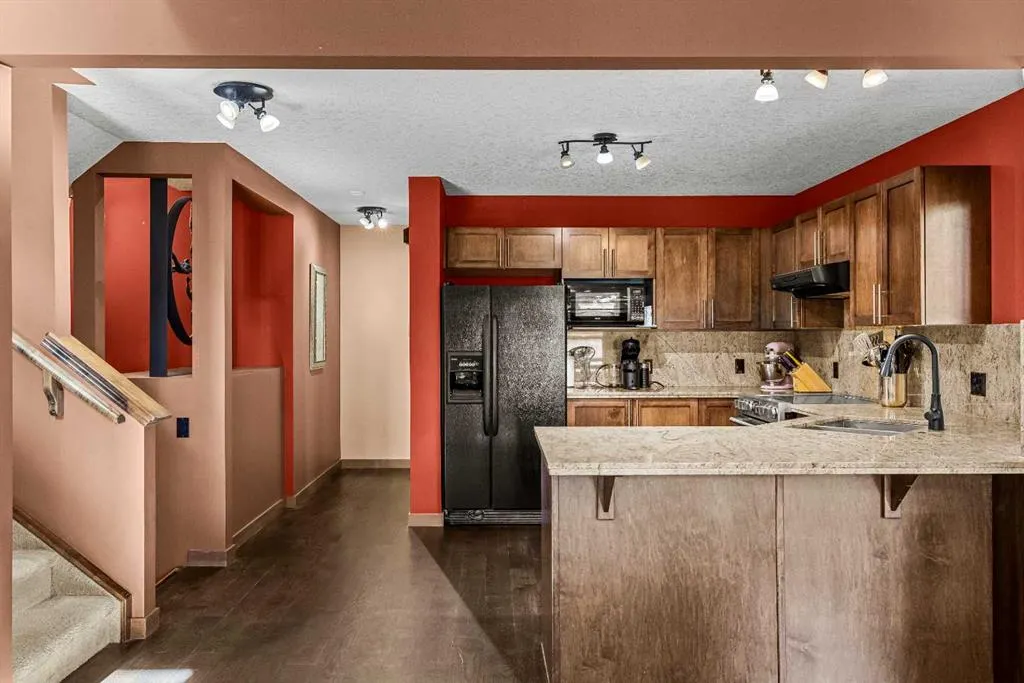 108 Armstrong Place #202