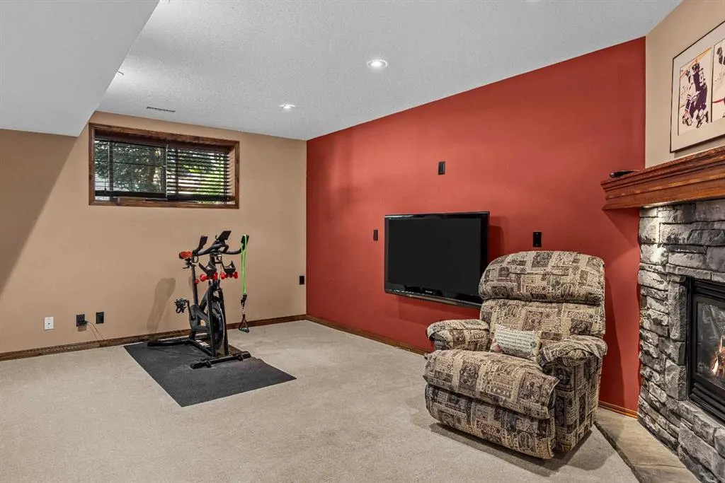 108 Armstrong Place #202