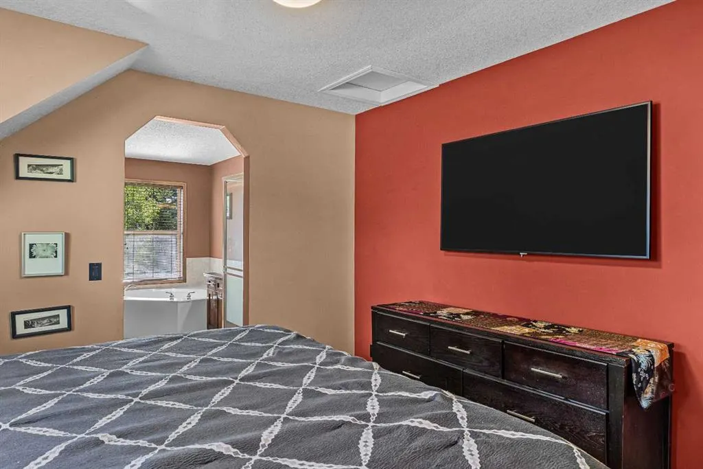 108 Armstrong Place #202