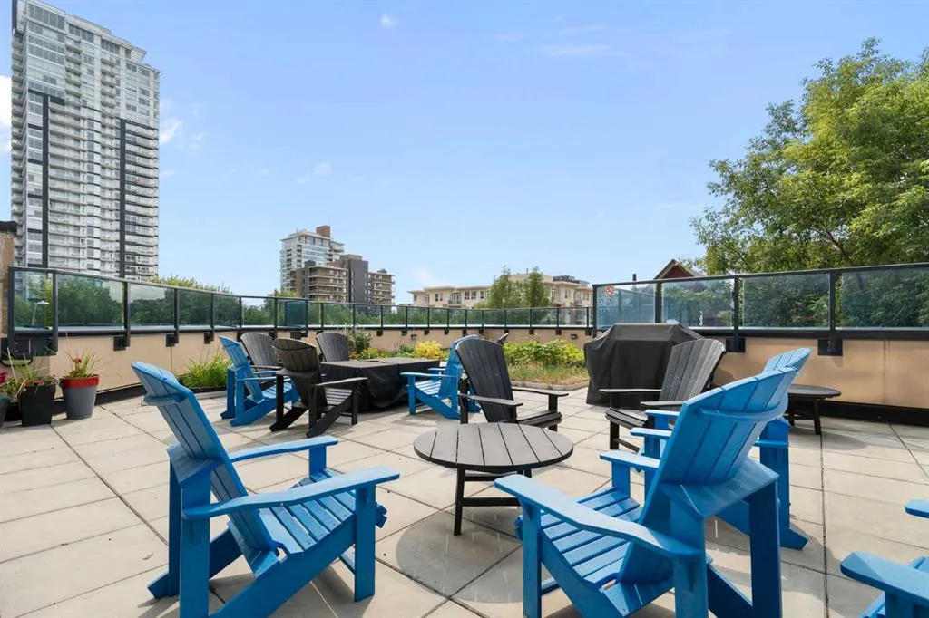 303 13 Avenue SW #204