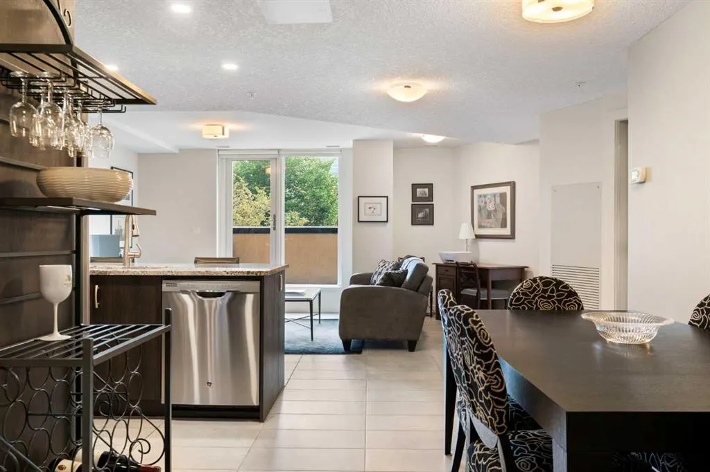 303 13 Avenue SW #204