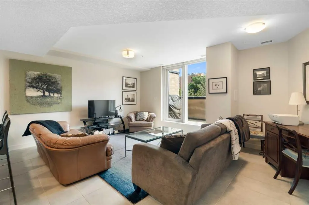 303 13 Avenue SW #204