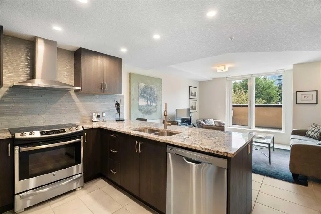303 13 Avenue SW #204