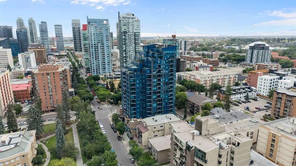 303 13 Avenue SW #204