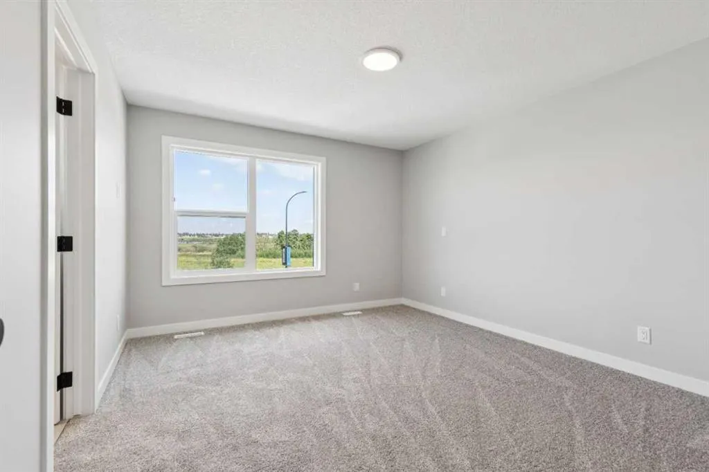 45 Silverton Glen Way SW