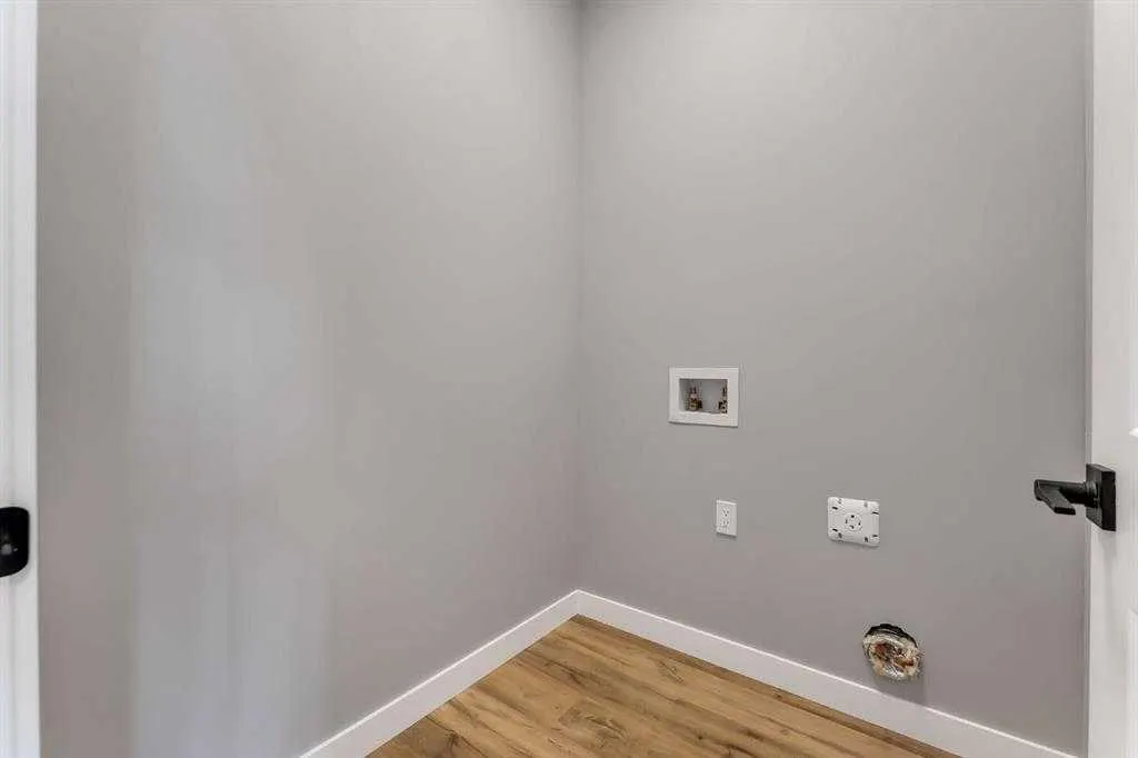 28A Green Meadow Crescent