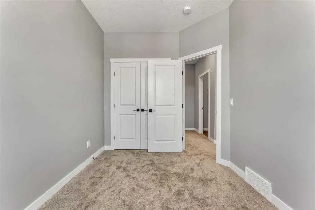 28A Green Meadow Crescent