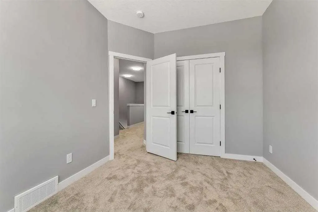 28A Green Meadow Crescent